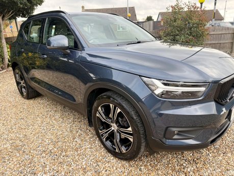 Volvo XC40 2.0 D3 Inscription Pro SUV 5dr Diesel Auto Euro 6 (s/s) (150 ps) 8