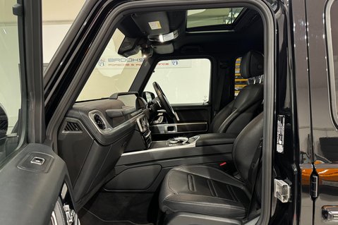 Mercedes-Benz G Series G 400 D 4MATIC AMG LINE PREMIUM 17