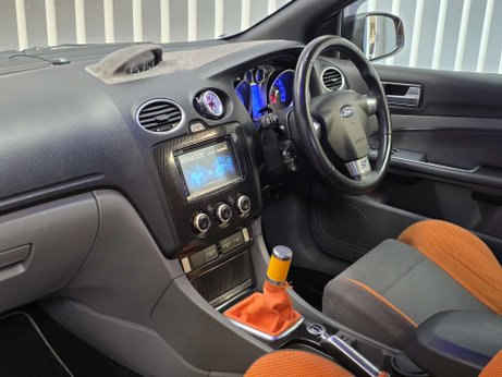 Ford Focus 2.5 SIV ST-2 Hatchback 3dr Petrol Manual (224 g/km, 221 bhp) 4