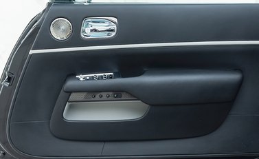 Rolls-Royce Wraith Black Badge 19