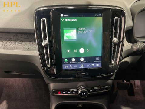 Volvo XC40 Recharge 69kWh Plus SUV 5dr Electric Auto (231 ps) 18