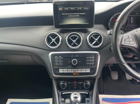 Mercedes-Benz GLA 2.1 GLA200d SE Euro 6 (s/s) 5dr 17