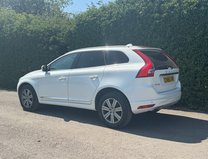 Volvo XC60 2.4 D5 SE Lux Nav SUV 5dr Diesel Auto AWD Euro 6 (s/s) (220 ps) 32