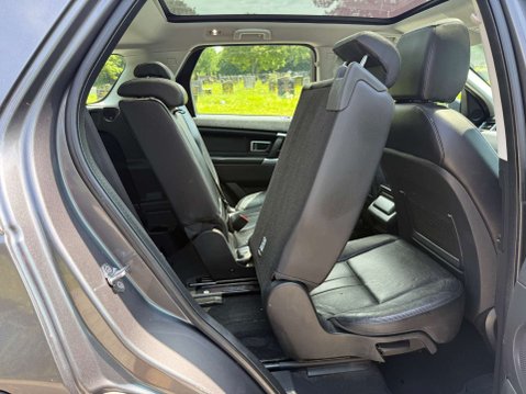 Land Rover Discovery Sport 2.0 Discovery Sport HSE TD4 Auto 4WD 5dr 23