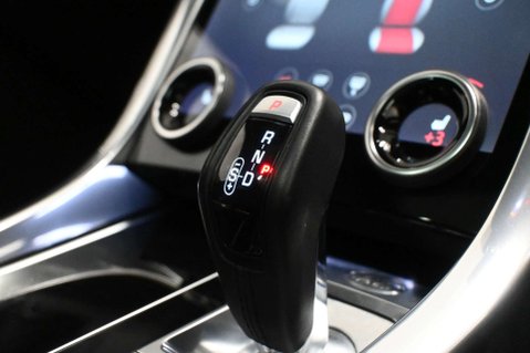 Land Rover Range Rover Sport 3.0 Range Rover Sport HSE Dynamic Black D MHEV Auto 4WD 5dr 59