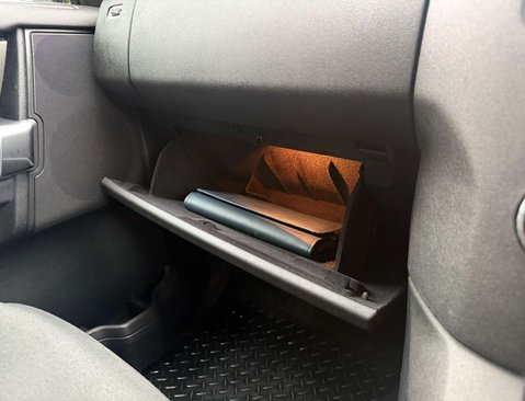 Land Rover Discovery 3.0 Discovery SE SDV6 Auto 4WD 5dr 33