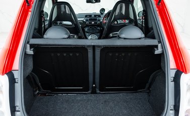 Abarth 695 Tributo Ferrari 50