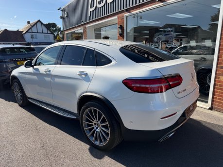 Mercedes-Benz GLC GLC 250 4MATIC AMG LINE PREMIUM PLUS 13