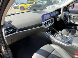 BMW 3 Series 2.0 320i Sport Auto 4dr 17