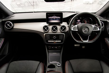 Mercedes-Benz CLA Class CLA 200 AMG LINE NIGHT EDITION PLUS