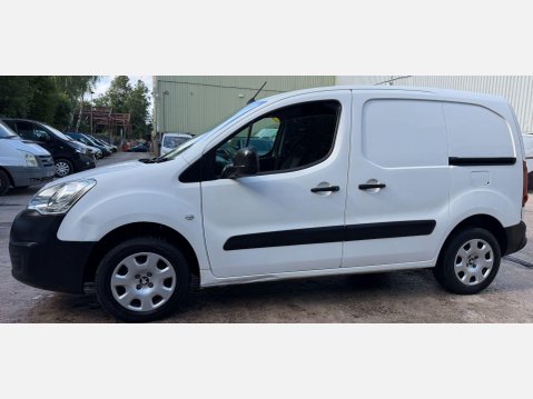 Peugeot Partner 1.6 BlueHDi 854 Professional Panel Van 5dr Diesel Manual L1 (112 g/km, 97.6 16
