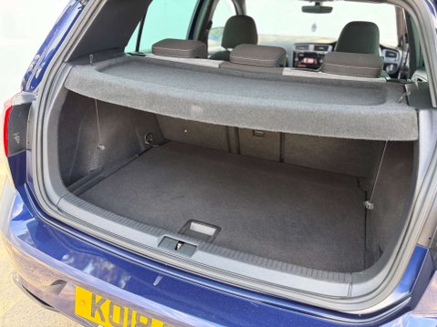 Volkswagen Golf 1.5 Golf R-Line TSi Evo 5dr 34