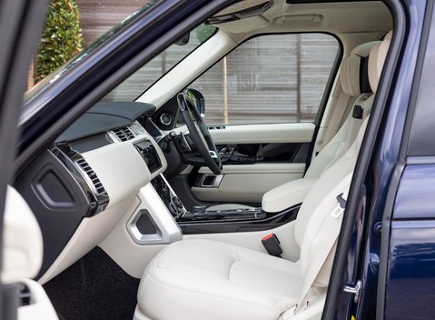 Land Rover Range Rover 4.4 SDV8 Autobiography 19