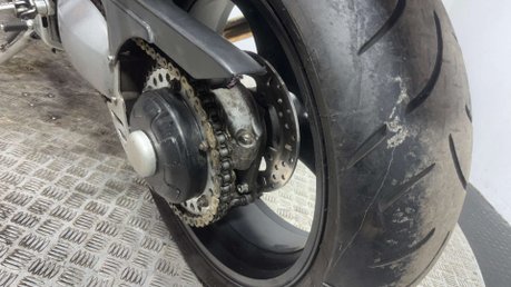 Triumph Speed Triple 855 1997 34K RUNNING PROJECT BIKE SPARES OR REPAIR NAKED BIKE 30