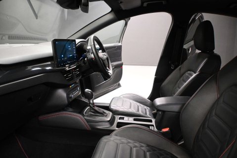 Ford Focus 1.0 Focus ST-Line X mHEV Auto 5dr 15