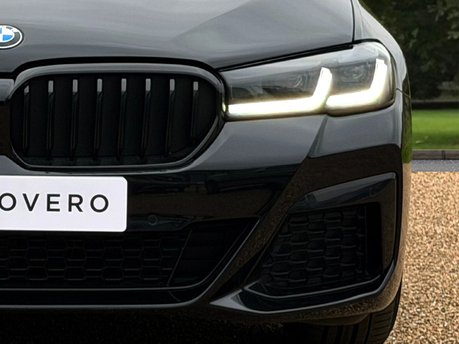 BMW 5 Series 520D M SPORT TOURING MHEV 18