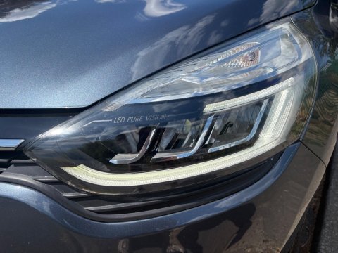 Renault Clio DYNAMIQUE S NAV DCI 21