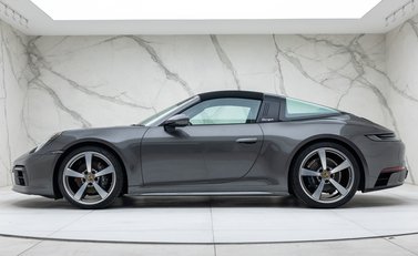 Porsche 911 Targa 4 (992) 7