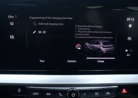 Vauxhall Mokka 50kWh Elite Nav Premium SUV 5dr Electric Auto (136 ps) 28