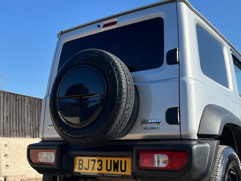 Suzuki Jimny ALLGRIP 18