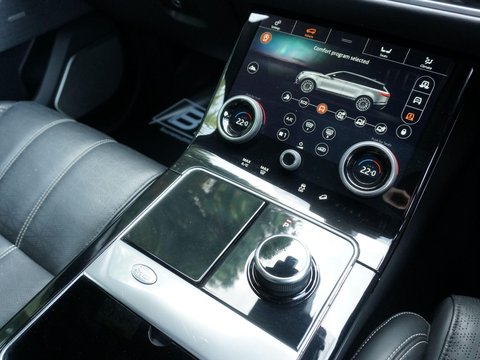 Land Rover Range Rover Velar 3.0 D300 R-Dynamic HSE SUV 5dr Diesel Auto 4WD Euro 6 (s/s) (300 ps) 19