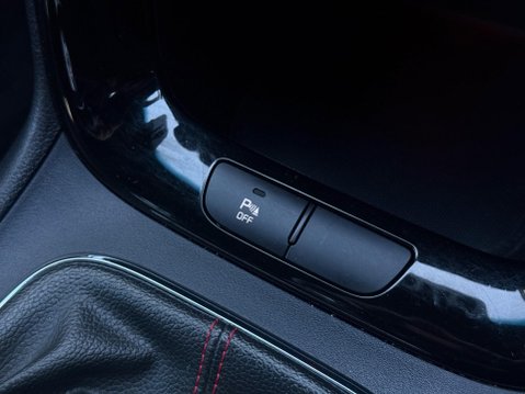 Kia Ceed 1.6 T-GDi GT Tech Euro 5 5dr 80