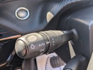 Peugeot 2008 ALLURE PREMIUM 23