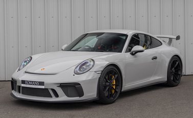 Porsche 911 GT3 (991.2) 6