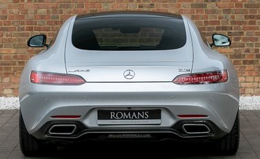 Mercedes-Benz Amg GT GT S 5