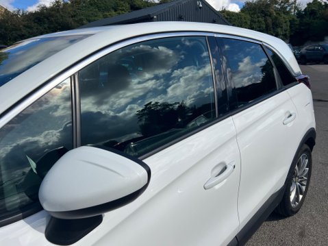 Vauxhall Crossland X 1.2 Griffin Euro 6 (s/s) 5dr 13