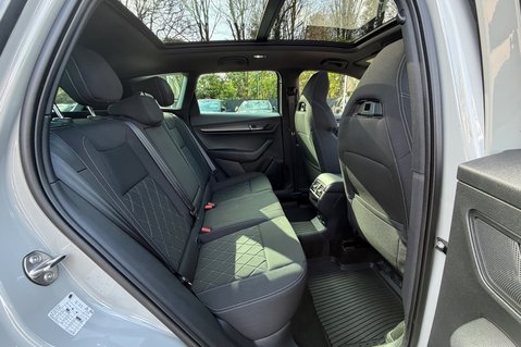 Skoda Karoq SPORTLINE TSI DSG AUTOMATIC - METEOR GREY -PAN ROOF -APPLE CARPLAY 29