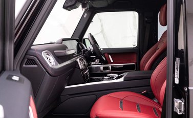 Mercedes-Benz G Series AMG G 63 4MATIC 10