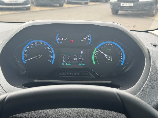 Peugeot e-Partner AUTO 50Kwh [SOLD KH] SWB L1H1 LR Professional Premium Plus Air Con Sensors 17