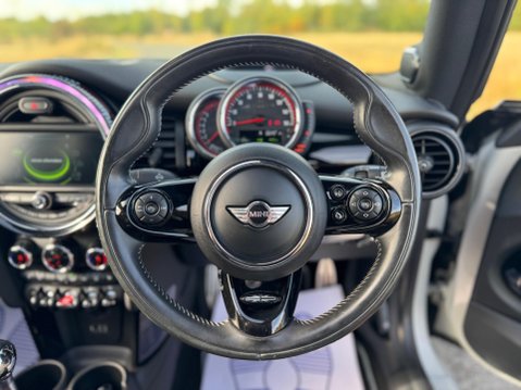 Mini Hatch 2.0 John Cooper Works Euro 6 (s/s) 3dr 59