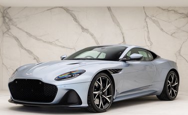 Aston Martin DBS Superleggera 6