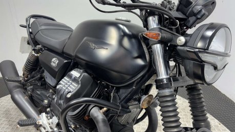Moto Guzzi V7 853 STONE 2022 PROJECT BIKE SPARES OR REPAIR RETRO ROADSTER 10