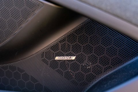 Porsche 718 Cayman GT4 PDK 13