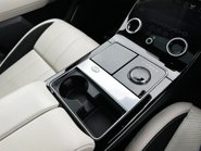 Land Rover Range Rover Velar R-DYNAMIC SE 68