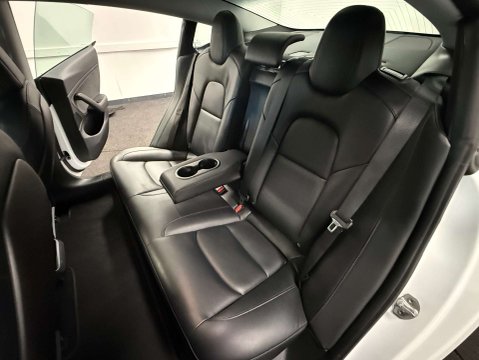 Tesla Model 3 Model 3 Long Range AWD 4WD 4dr 42