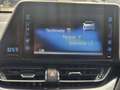 Toyota C-HR 1.8 VVT-h Design SUV 5dr Petrol Hybrid CVT Euro 6 (s/s) (122 ps) 22