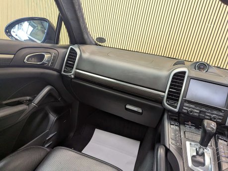 Porsche Cayenne 4.8 Cayenne V8 T Tiptronic S 4WD 5dr 51