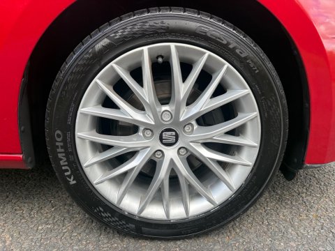 SEAT Leon TDI SE DYNAMIC TECHNOLOGY DSG 13