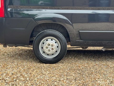 Peugeot Boxer 2.2 Boxer 335 Professional L3H2 Blue HDi 14