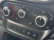 Iveco Daily 35S14V 3520L Business Hi-Matic Panel Van 18