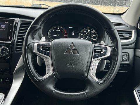 Mitsubishi Shogun Sport DI-D 4 36