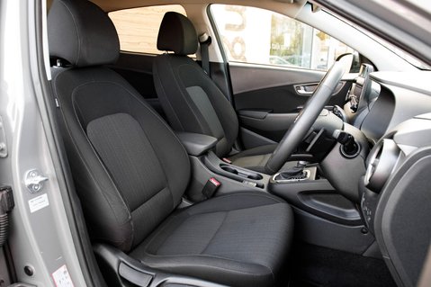 Hyundai KONA GDI PREMIUM 36