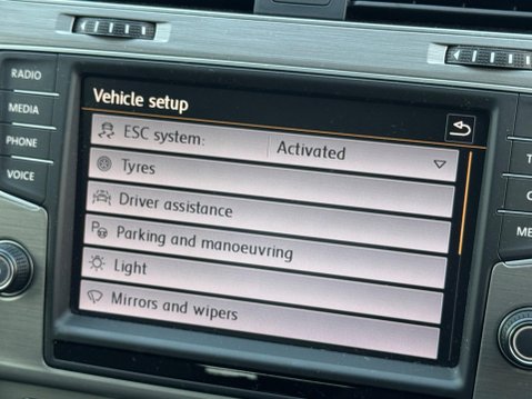 Volkswagen Golf 1.4 TSI BlueMotion Tech Match DSG Euro 5 (s/s) 5dr 17