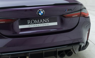 BMW M4 COMPETITION 29