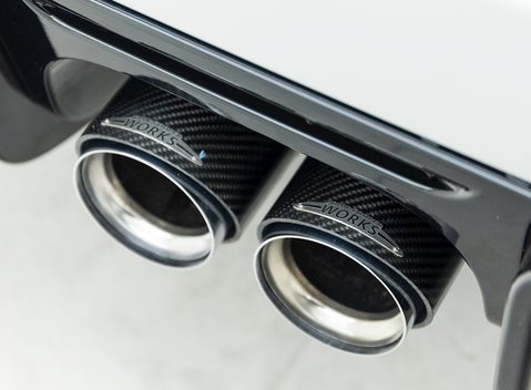 Mini Hatch John Cooper Works Challenge 30