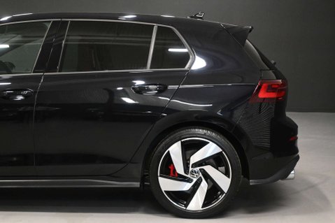 Volkswagen Golf 2.0 Golf GTi TSi Semi-Auto 5dr 32